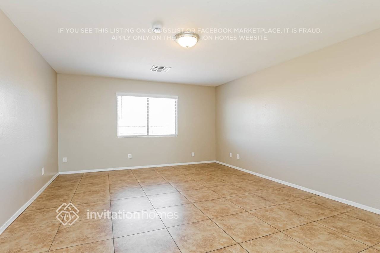 1429 S 14th Ave - Photo 3 of 17