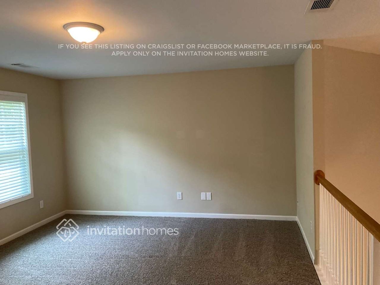 5389 Whiporwill Dr - Photo 3 of 10