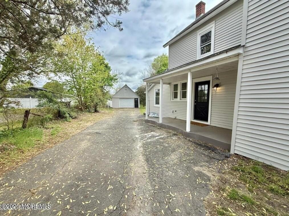 30 Maple Ave - Photo 3 of 20