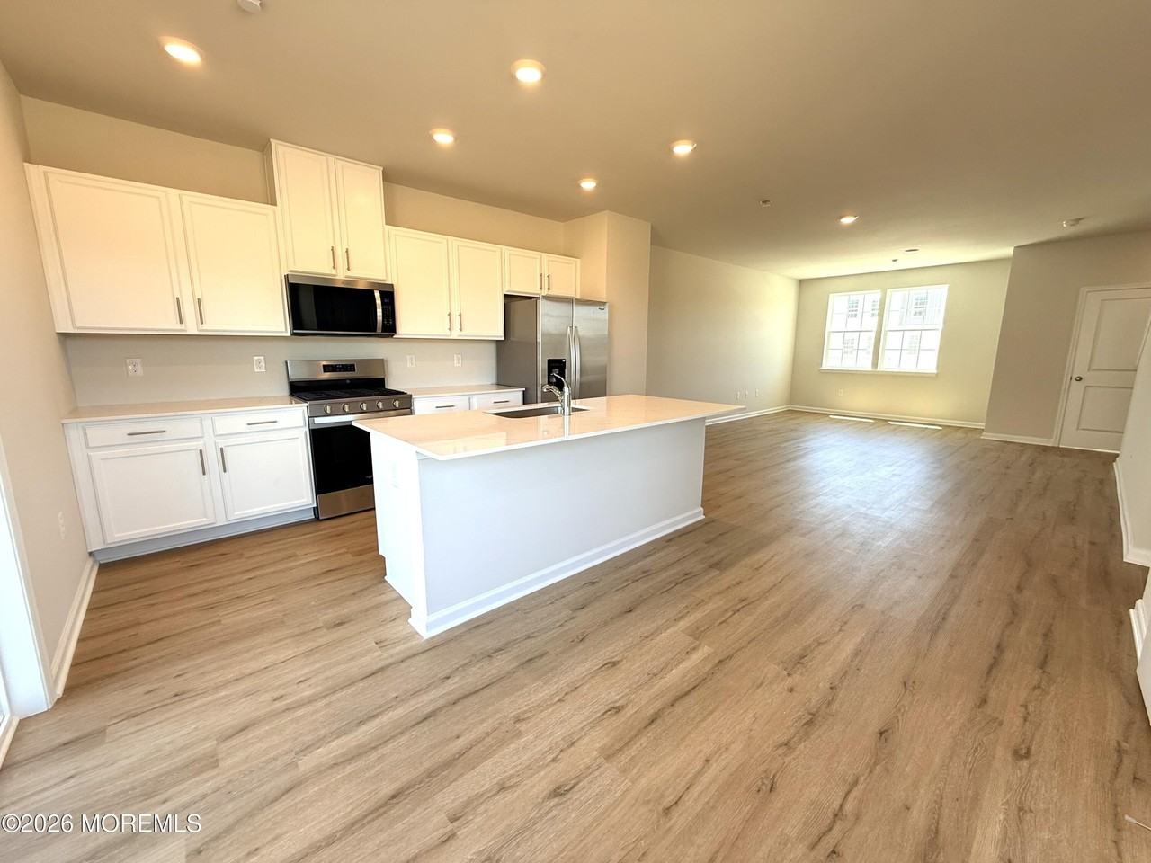 144 Gary Way - Photo 2 of 25