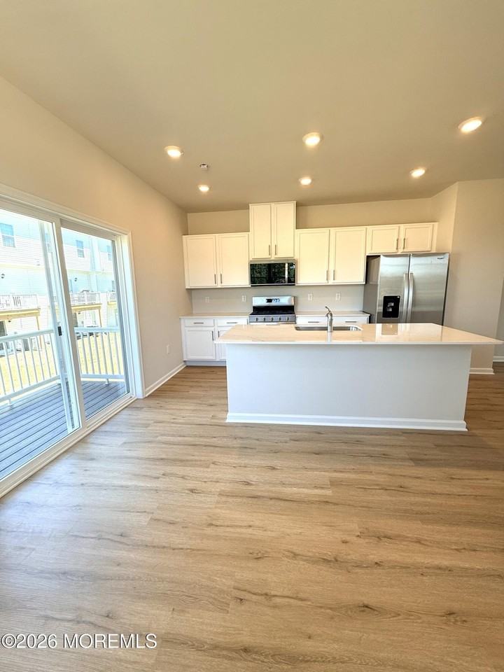 144 Gary Way - Photo 5 of 25