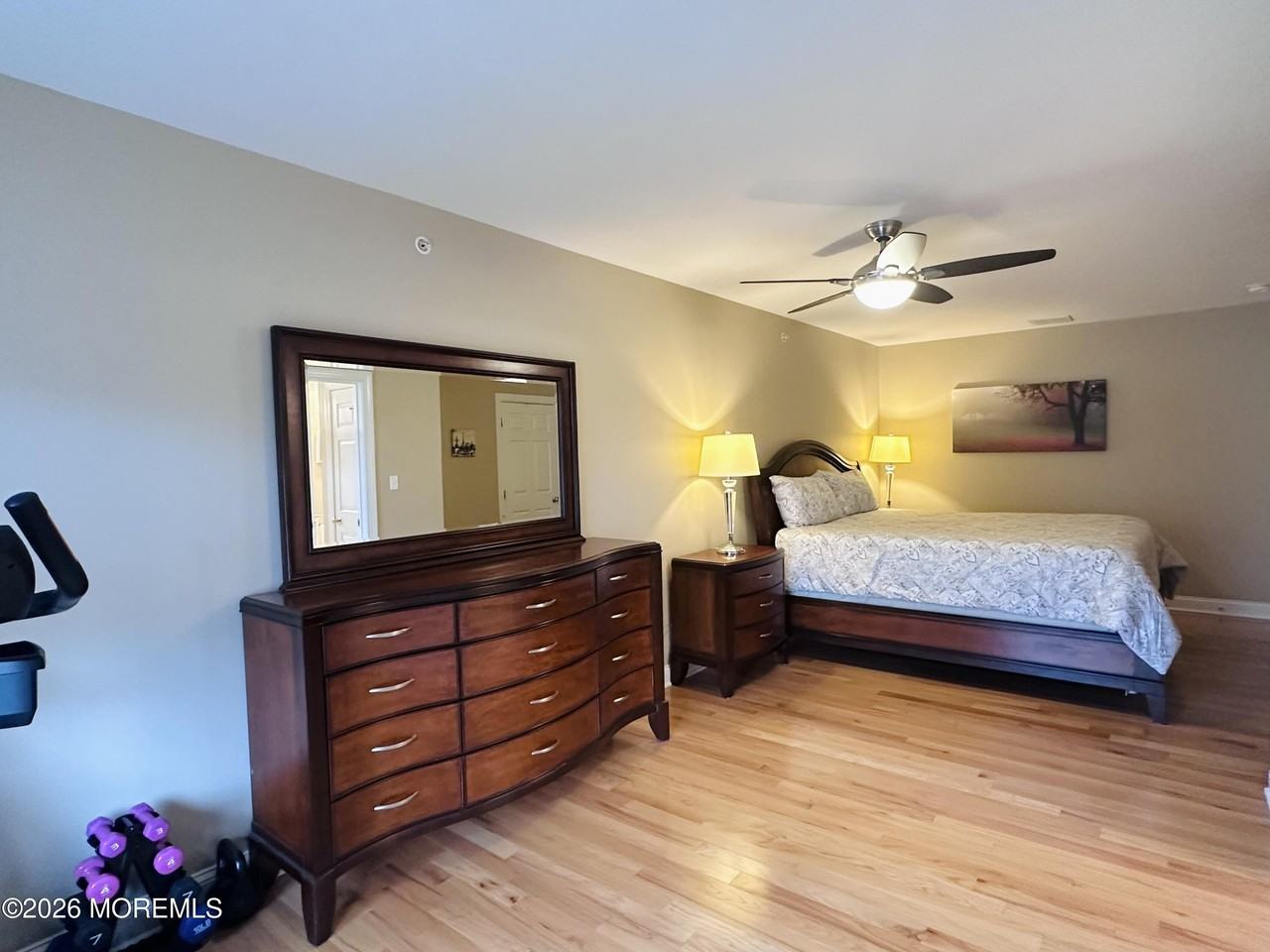 512 Abby Rd - Photo 7 of 16