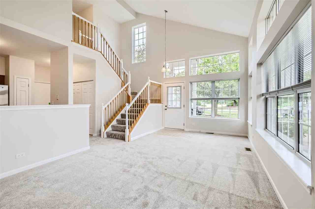 1 Charlotte Cir - Photo 2 of 11