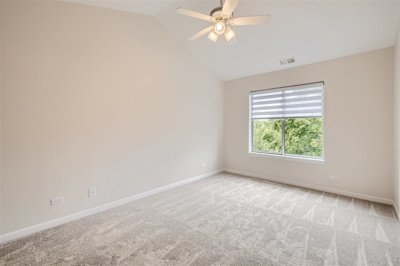 1 Charlotte Cir - Photo 6 of 11