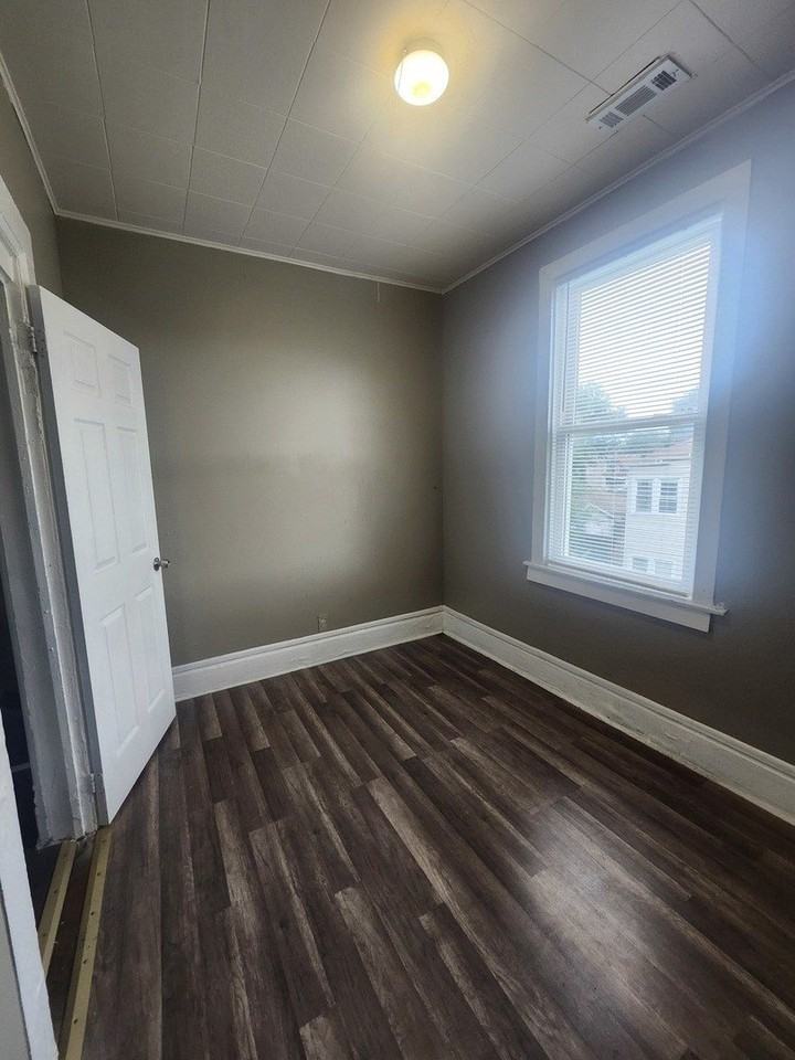 3019 E 80th St #2 - Photo 5 of 7