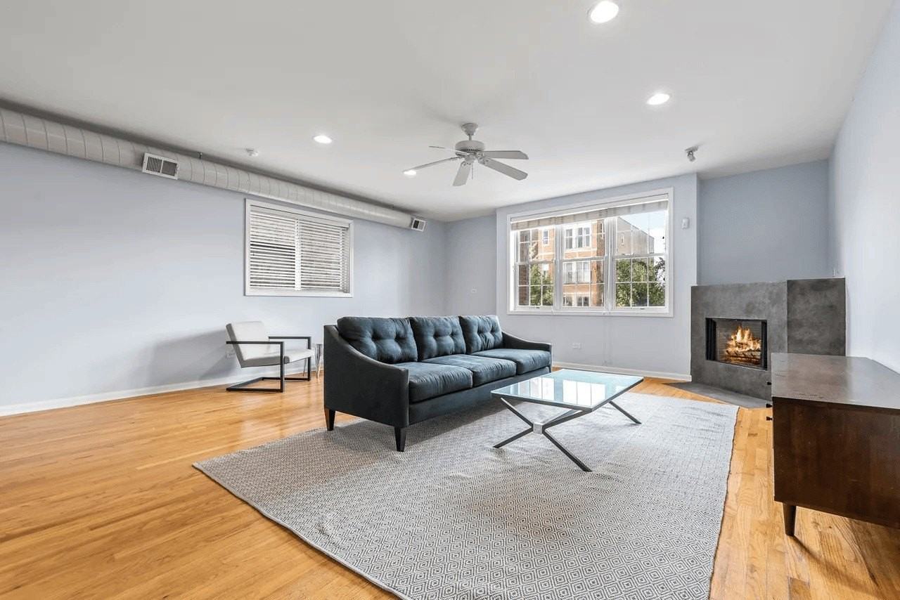 2315 W Harrison St #3 - Photo 2 of 10