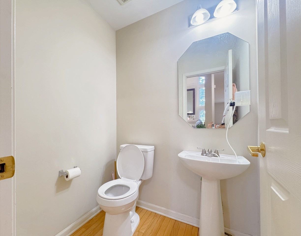 1320 Danada Ct - Photo 5 of 17