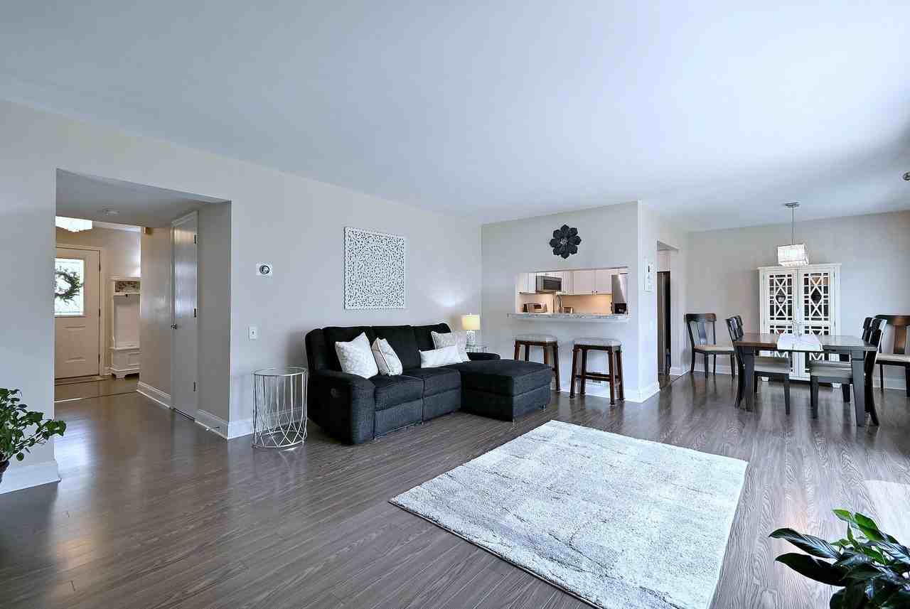 1475 Garnet Cir #1454 - Photo 5 of 31