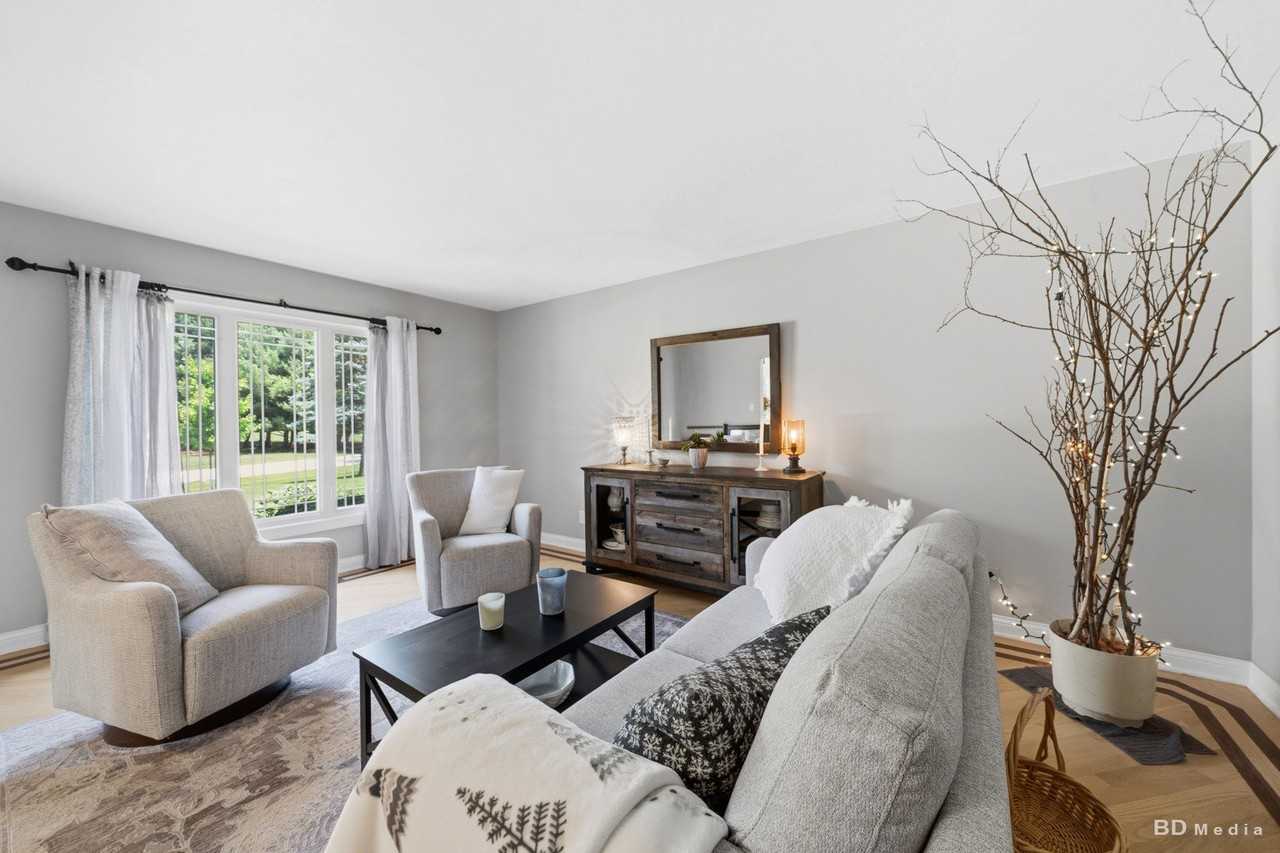 13025 Silver Fox Dr - Photo 3 of 19