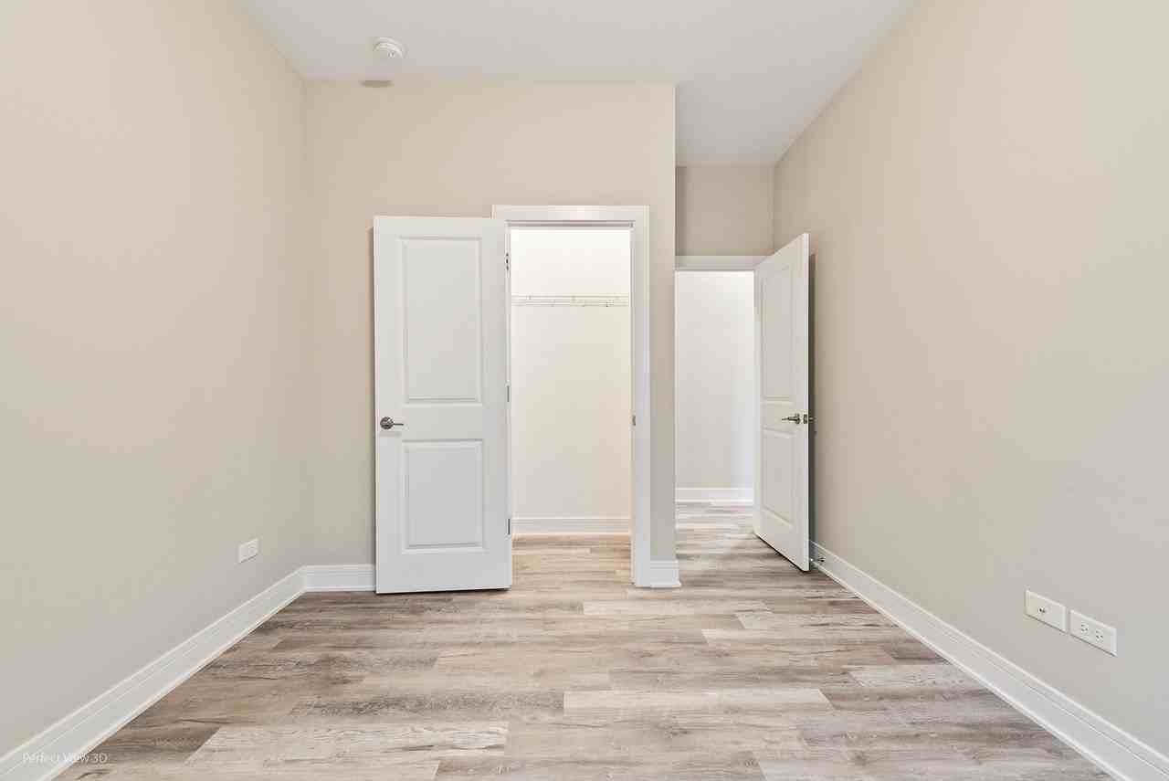 6534 S Maryland Ave #2 - Photo 7 of 12