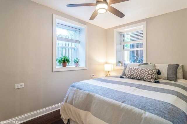 2042 N Winchester Ave #G - Photo 7 of 11