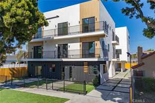 2938 S Sycamore Ave #3 - Photo 1 of 1