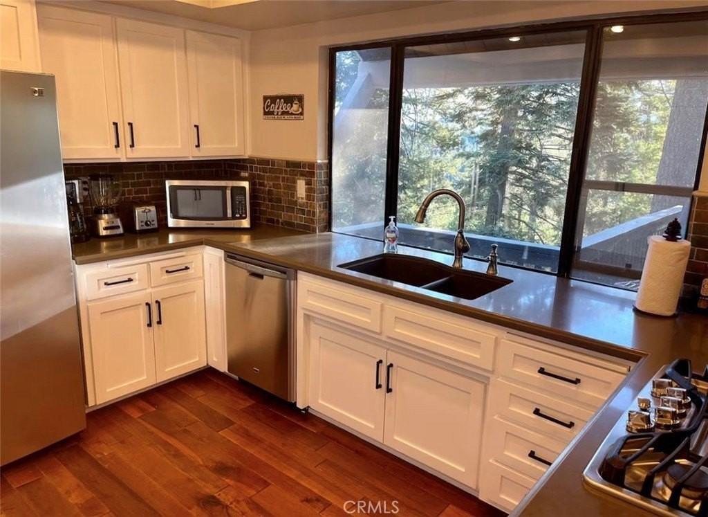 353 Mittry Ln - Photo 4 of 5