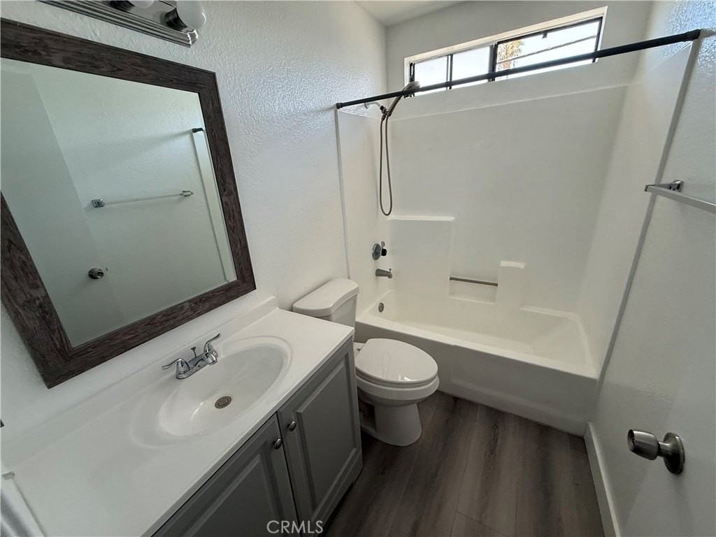 211 Magnolia Ave #205 - Photo 7 of 9