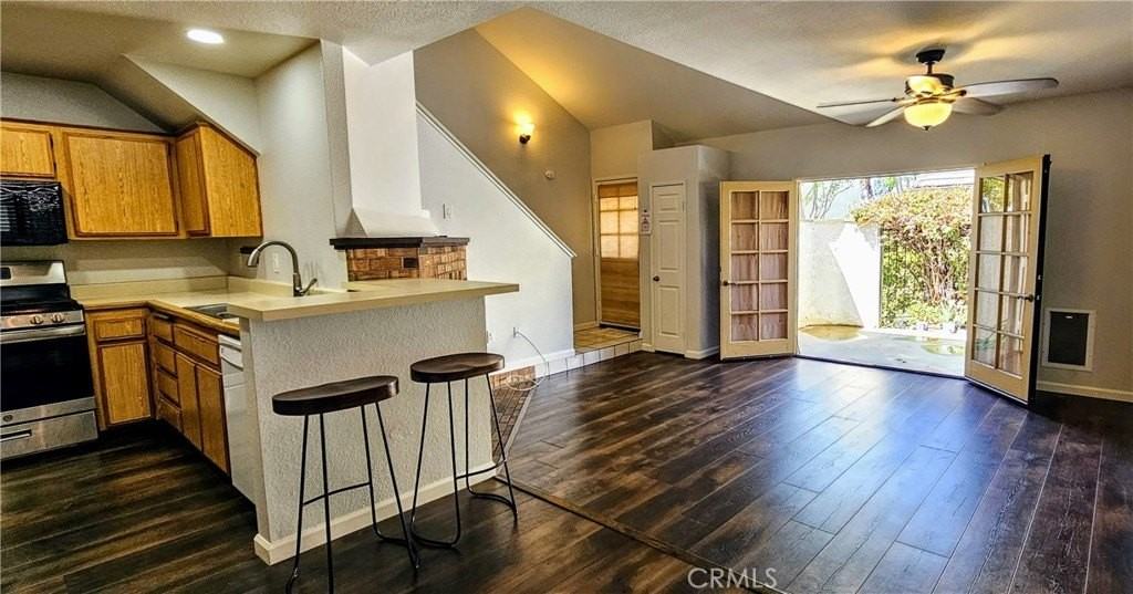 976 W Arrow Hwy - Photo 4 of 25