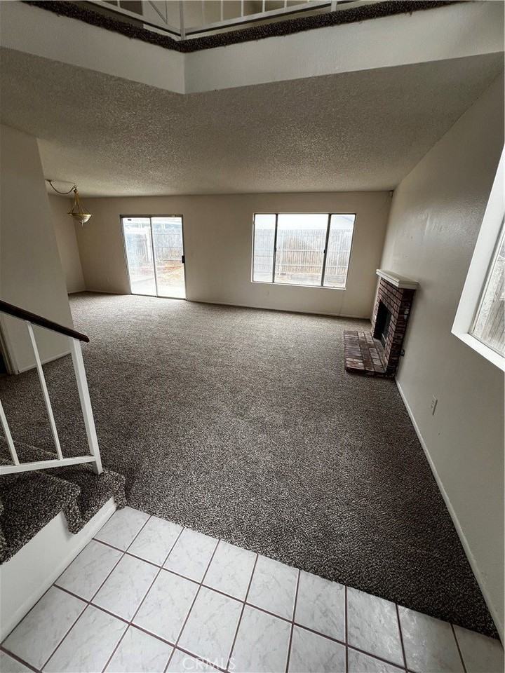 1195 Bautista Ln - Photo 3 of 29
