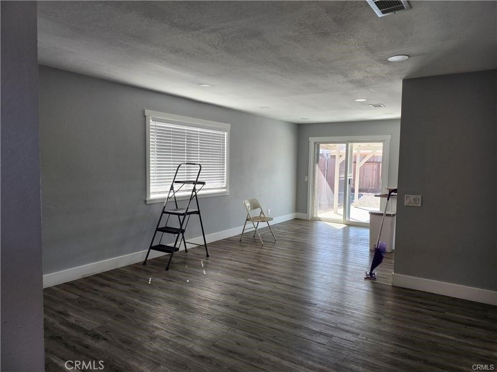 161 Mayfair St - Photo 3 of 7