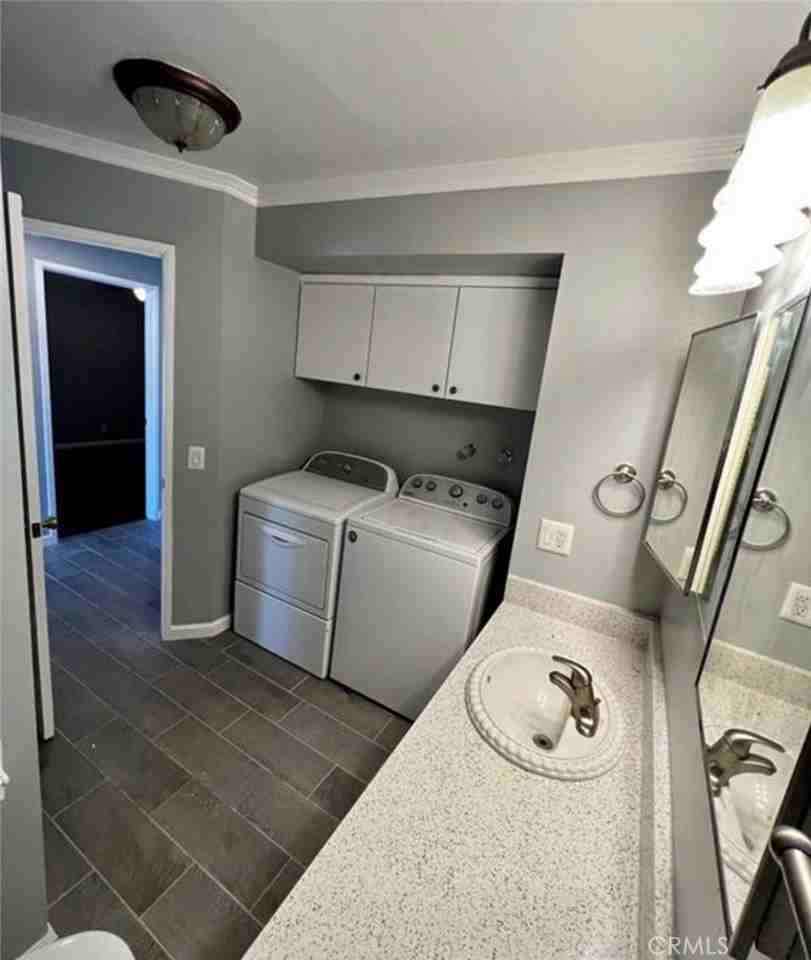 14 Tennessee St #C - Photo 7 of 15