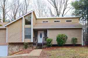 featured image of 6601 Valley Hill Dr Sw