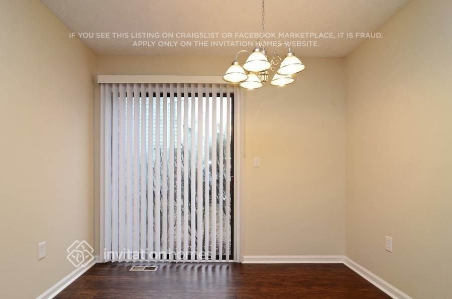 6601 Valley Hill Dr Sw - Photo 3 of 11