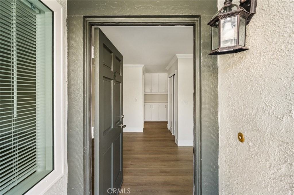 4032 Howard Ave - Photo 5 of 26