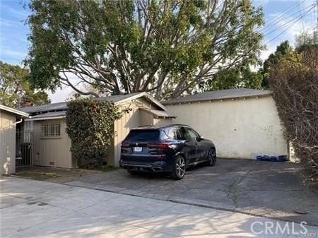 4845 Agnes Ave - Photo 2 of 15