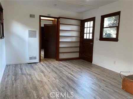 4845 Agnes Ave - Photo 5 of 15