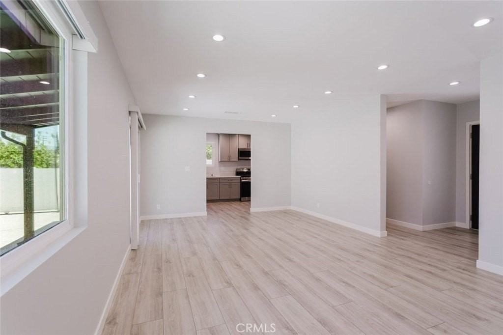14151 Gager St - Photo 7 of 42