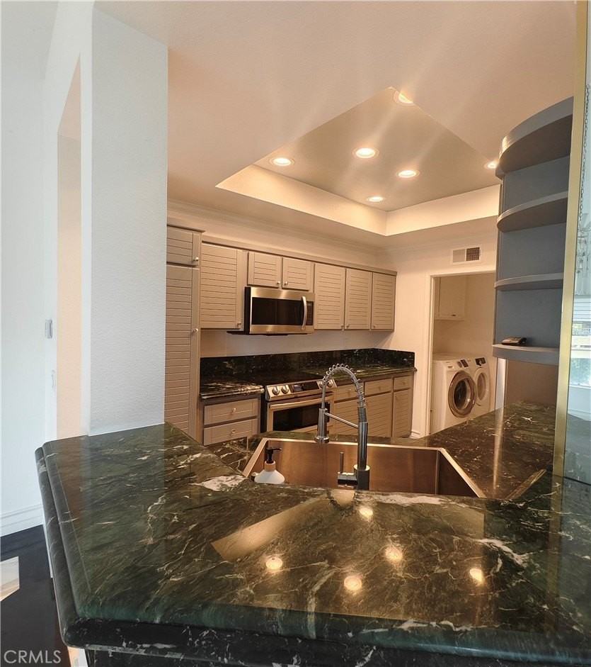 77 Lehigh Aisle - Photo 5 of 15
