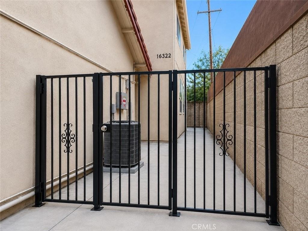 16322 Paseo De Rocha Dr - Photo 2 of 14