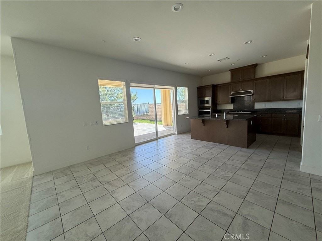 19042 Martino Ct - Photo 3 of 40