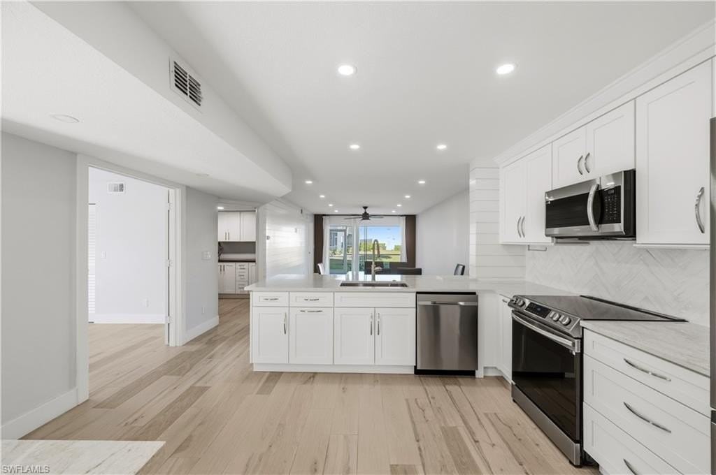 1330 Derbyshire Ct #E101 - Photo 5 of 33