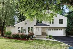 69 Pittis Ave - Photo 1 of 1