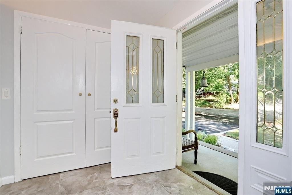 69 Pittis Ave - Photo 3 of 34