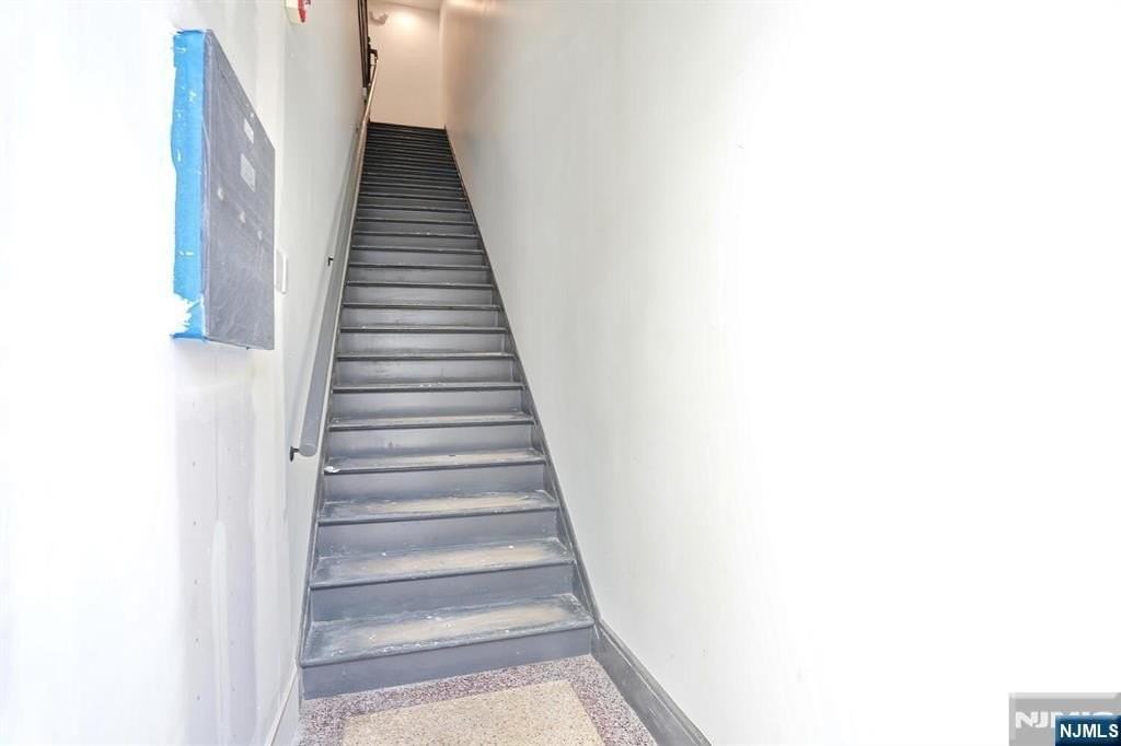 45 E Palisade Ave #2A - Photo 7 of 30