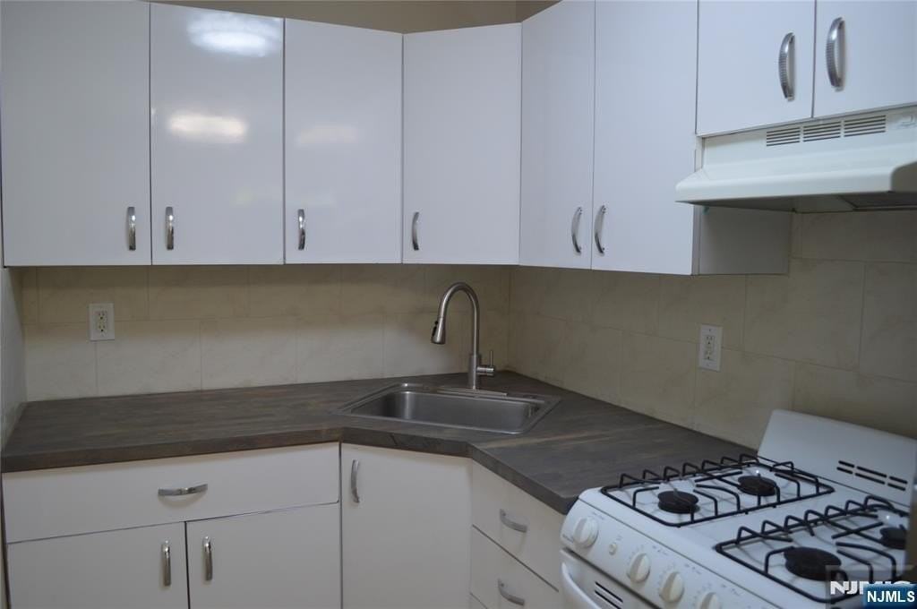 455 Fairview Ave #9