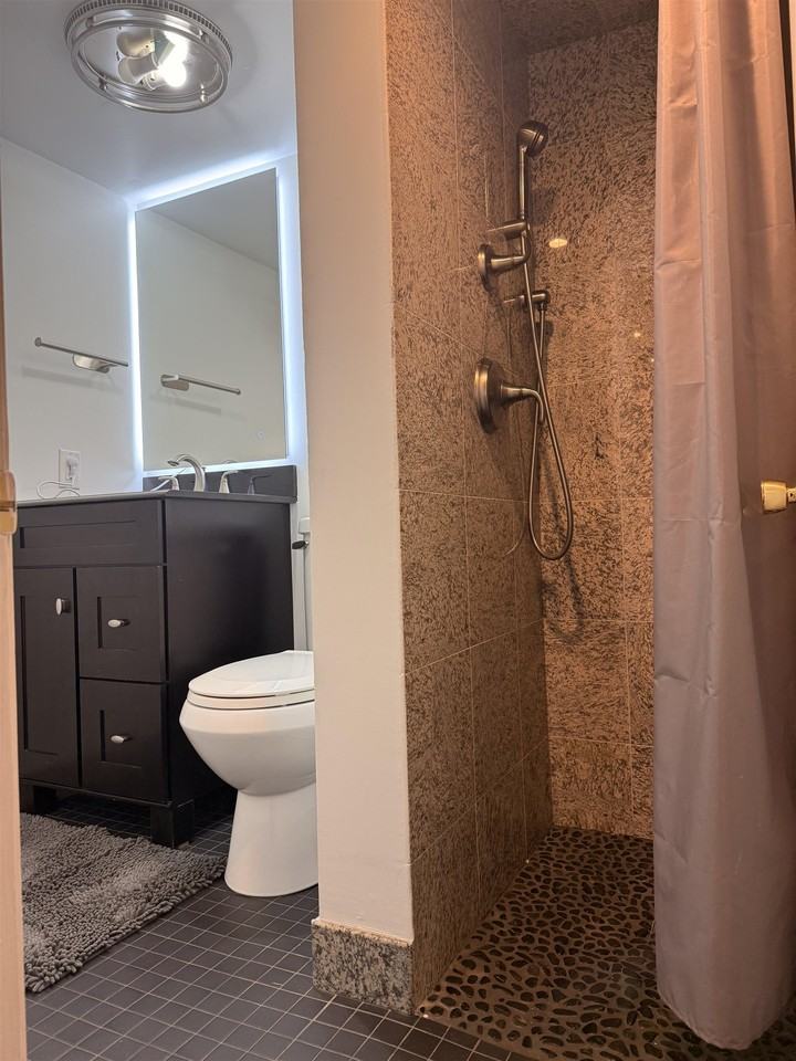 111 Bow St #4 - Photo 5 of 5