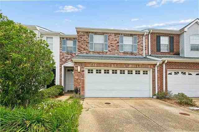 1003 Old Metairie Pl