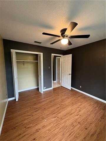 1425 N Columbia St - Photo 6 of 13