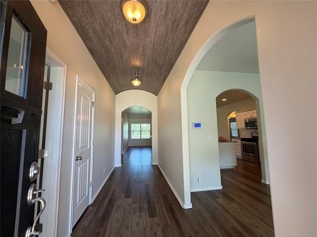 10363 S Nathan St - Photo 3 of 35