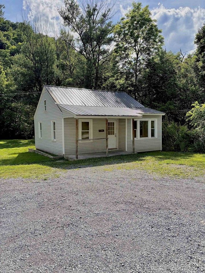 116 Aspen Ct - Photo 3 of 8
