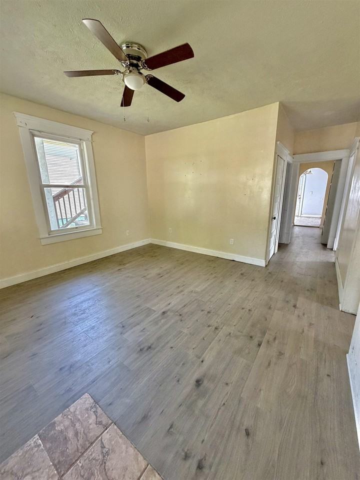 330 S College Ave - Photo 3 of 13