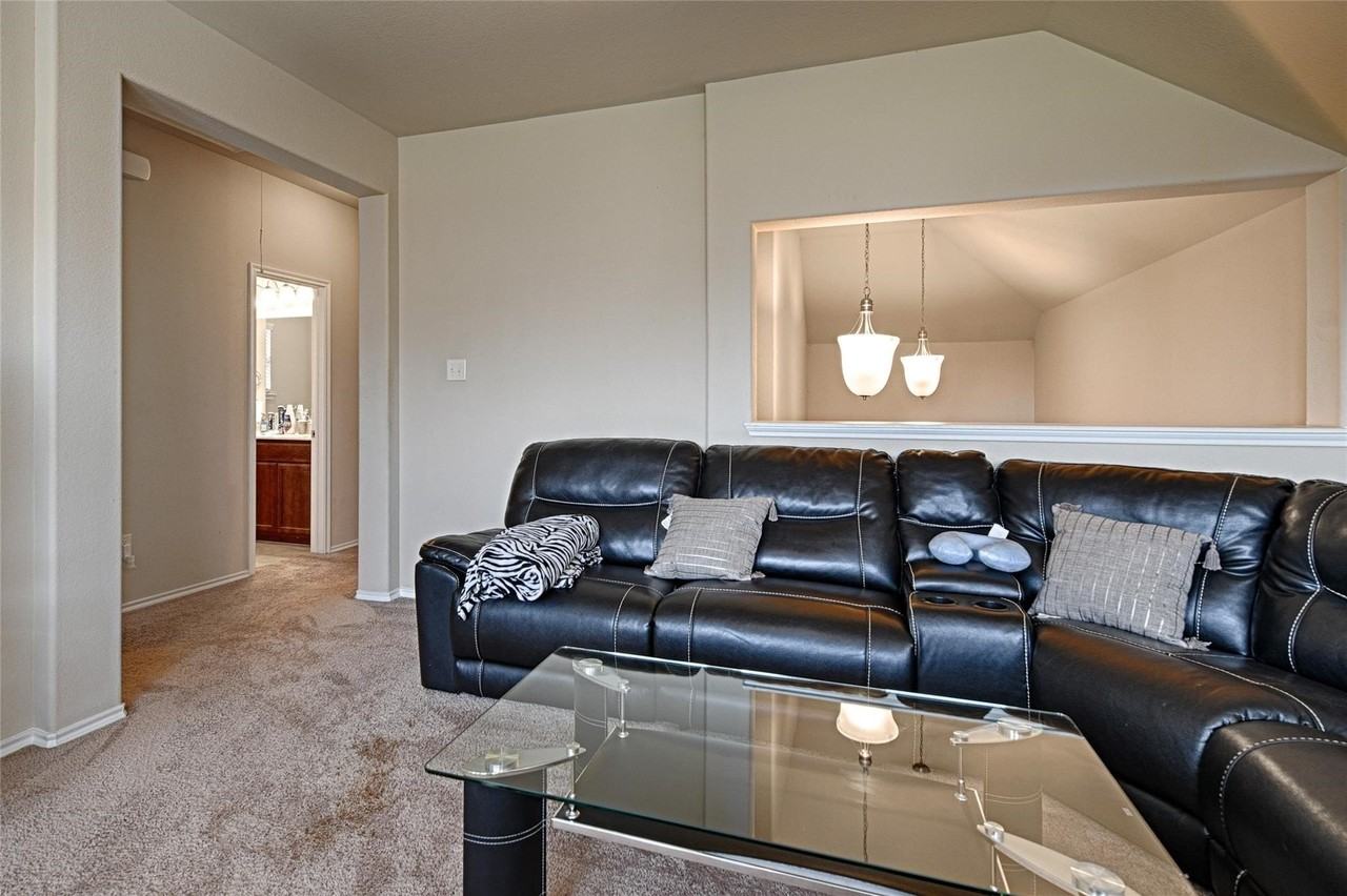 3522 Van Zandt Rd - Photo 6 of 24