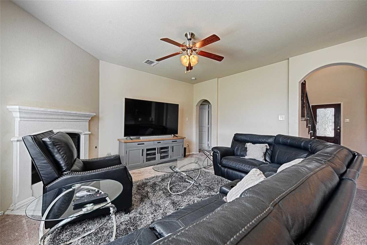 3522 Van Zandt Rd - Photo 7 of 24