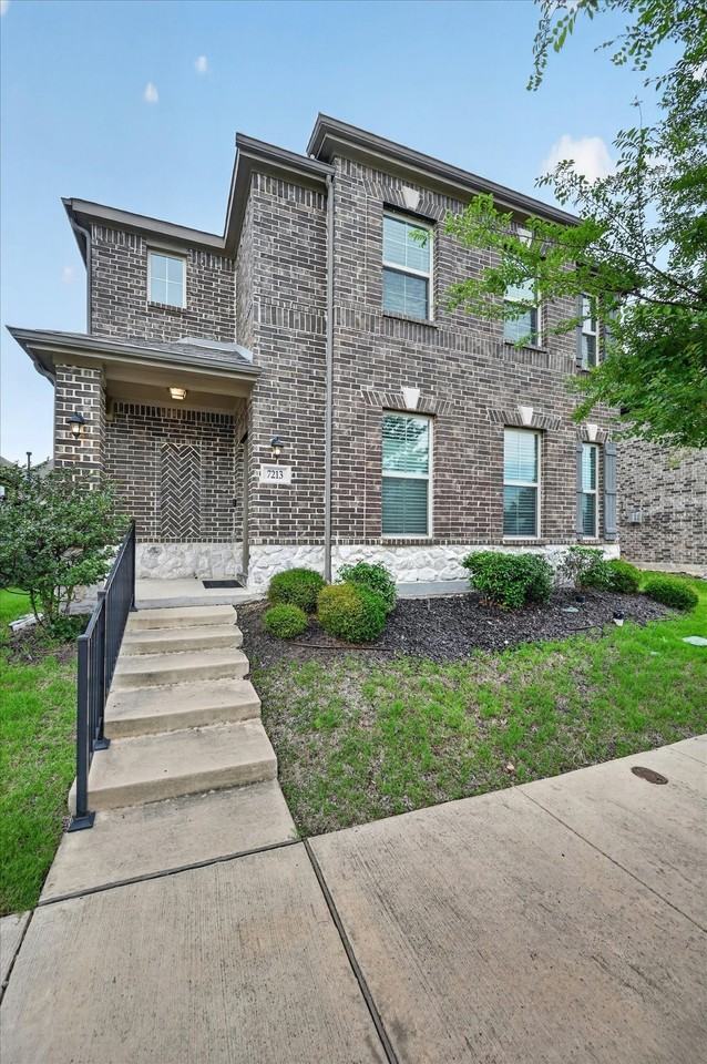 7213 Willow Thorne Dr - Photo 3 of 36