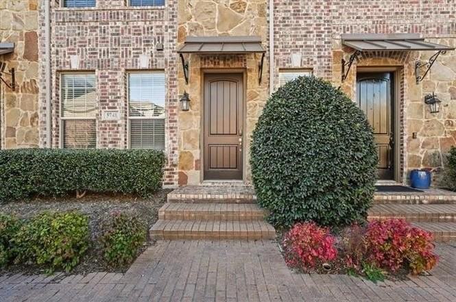 5748 Kate Ave - Photo 2 of 20