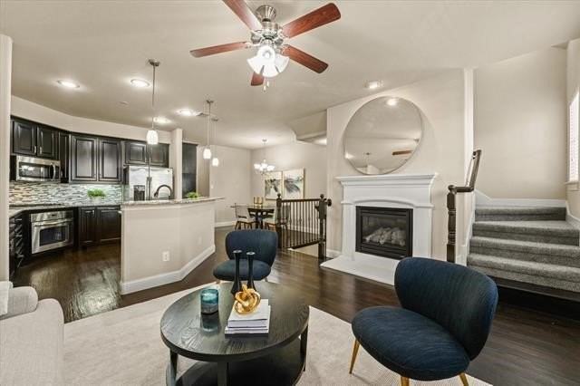 5748 Kate Ave - Photo 5 of 20