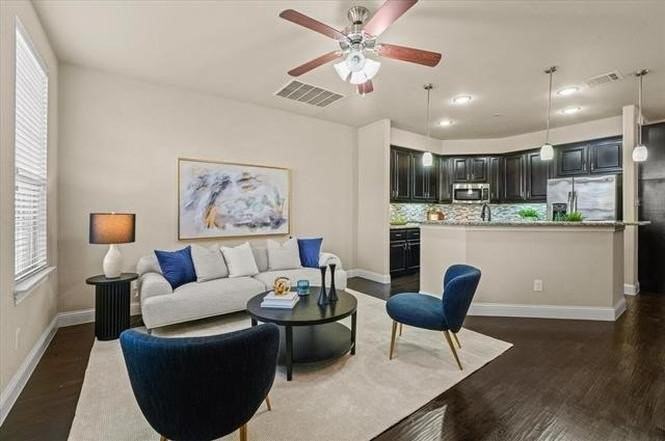 5748 Kate Ave - Photo 7 of 20