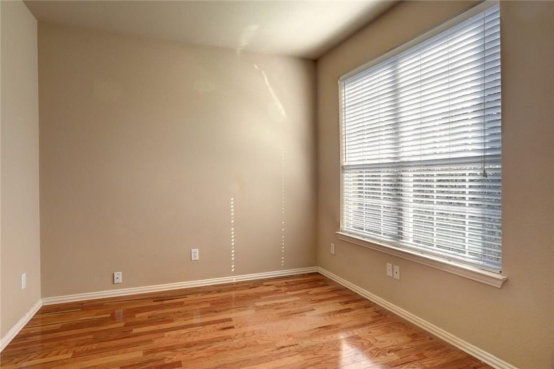 13393 Mondovi Dr - Photo 2 of 24