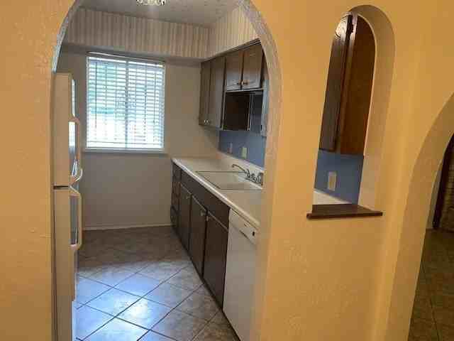 1221 Willow Wood Ct - Photo 6 of 28